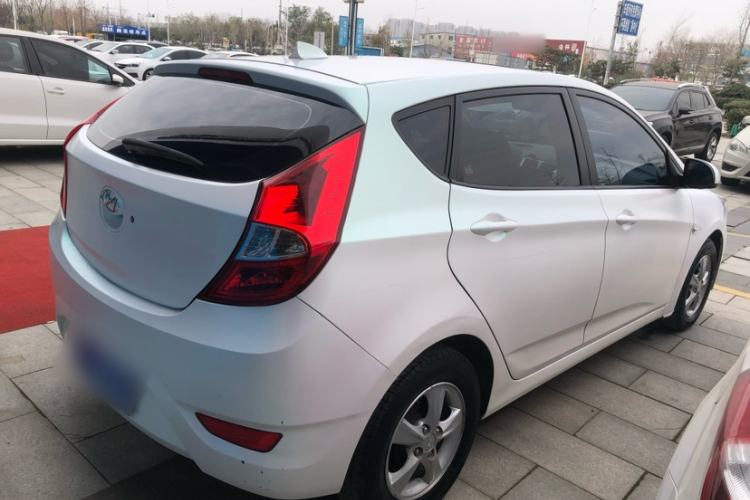 Used Hyundai Verna Ray 2014 1.4L Automatic GLX Exterior 5