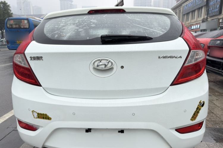 Used Hyundai Verna Ray 2014 1.4L Automatic GLX Exterior 5