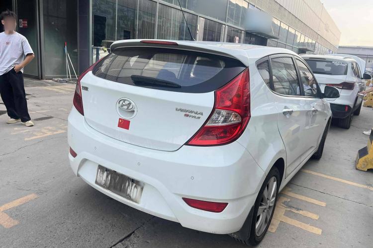Used Hyundai Verna Ray 2014 1.6L Automatic TOP Exterior 5