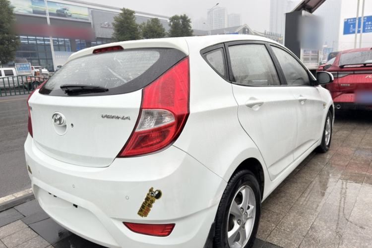 Used Hyundai Verna Ray 2014 1.4L Automatic GLX Exterior 6