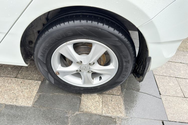 Used Hyundai Verna Ray 2014 1.4L Automatic GLX Exterior 7