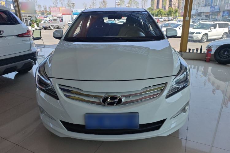 Used Hyundai Verna Ray 2014 1.4L Manual GLX Front