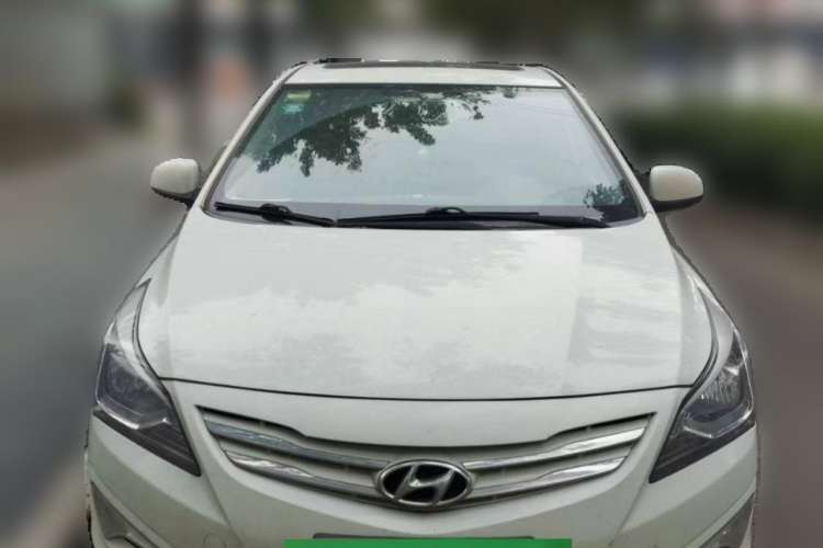 Used Hyundai Verna Ray 2014 1.4L Automatic GLX Front