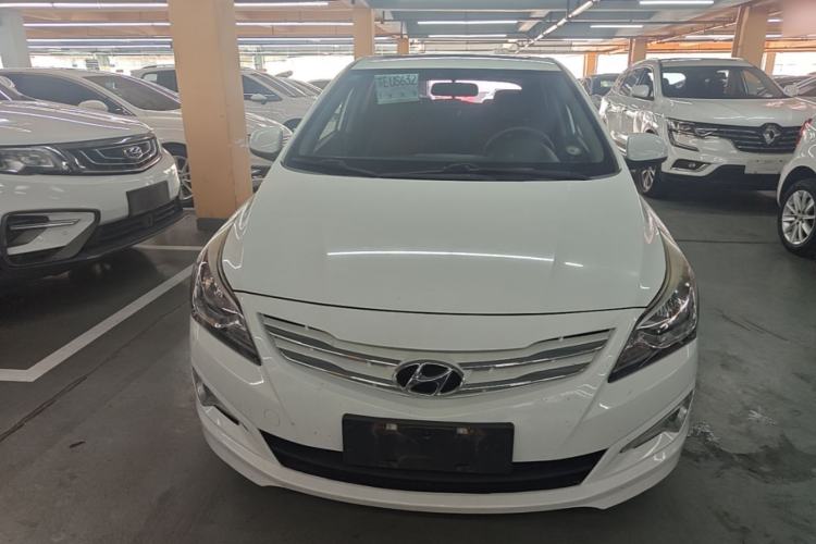 Used Hyundai Verna Ray 2014 1.4L Automatic GLX Front