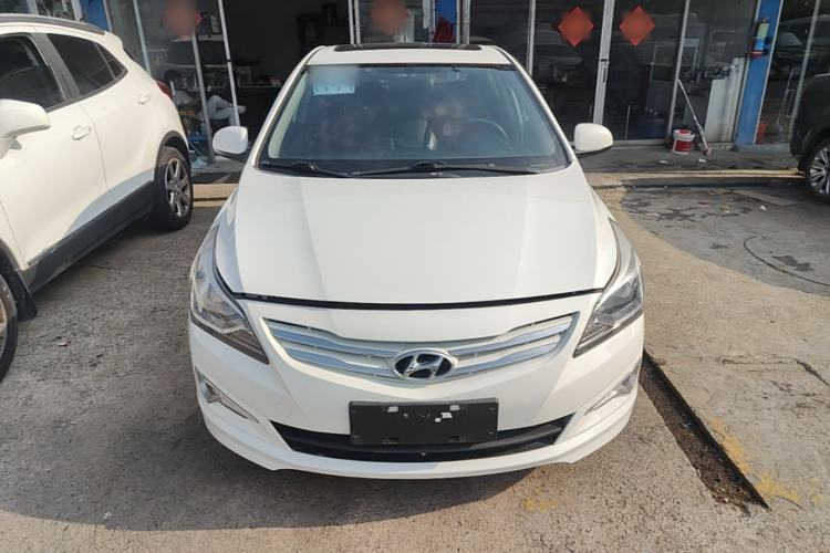 Used Hyundai Verna Ray 2014 1.4L Automatic GLX Front