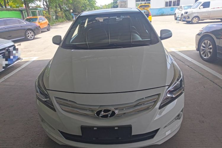 Used Hyundai Verna Ray 2014 1.4L Automatic GLX Front