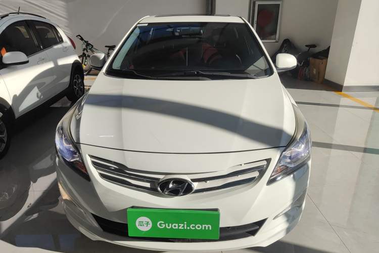 Used Hyundai Verna Ray 2014 1.4L Automatic GLX Front