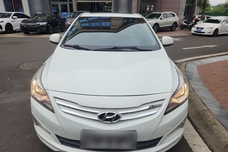 Used Hyundai Verna Ray 2014 1.4L Manual GLX Front