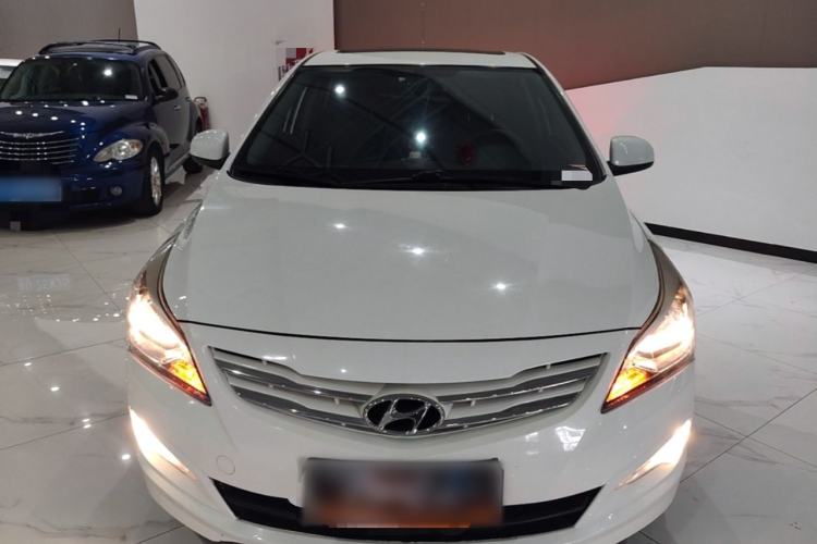 Used Hyundai Verna Ray 2014 1.4L Automatic GLX Front