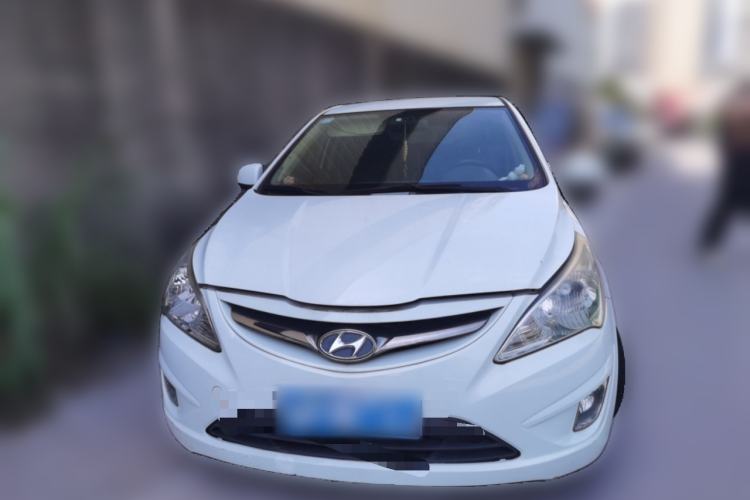 Used Hyundai Verna Ray 2014 1.4L Manual GLX Front