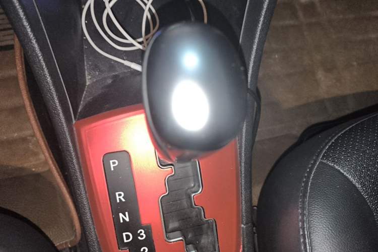 Used Hyundai Verna Ray 2014 1.6L Automatic TOP Gear Lever