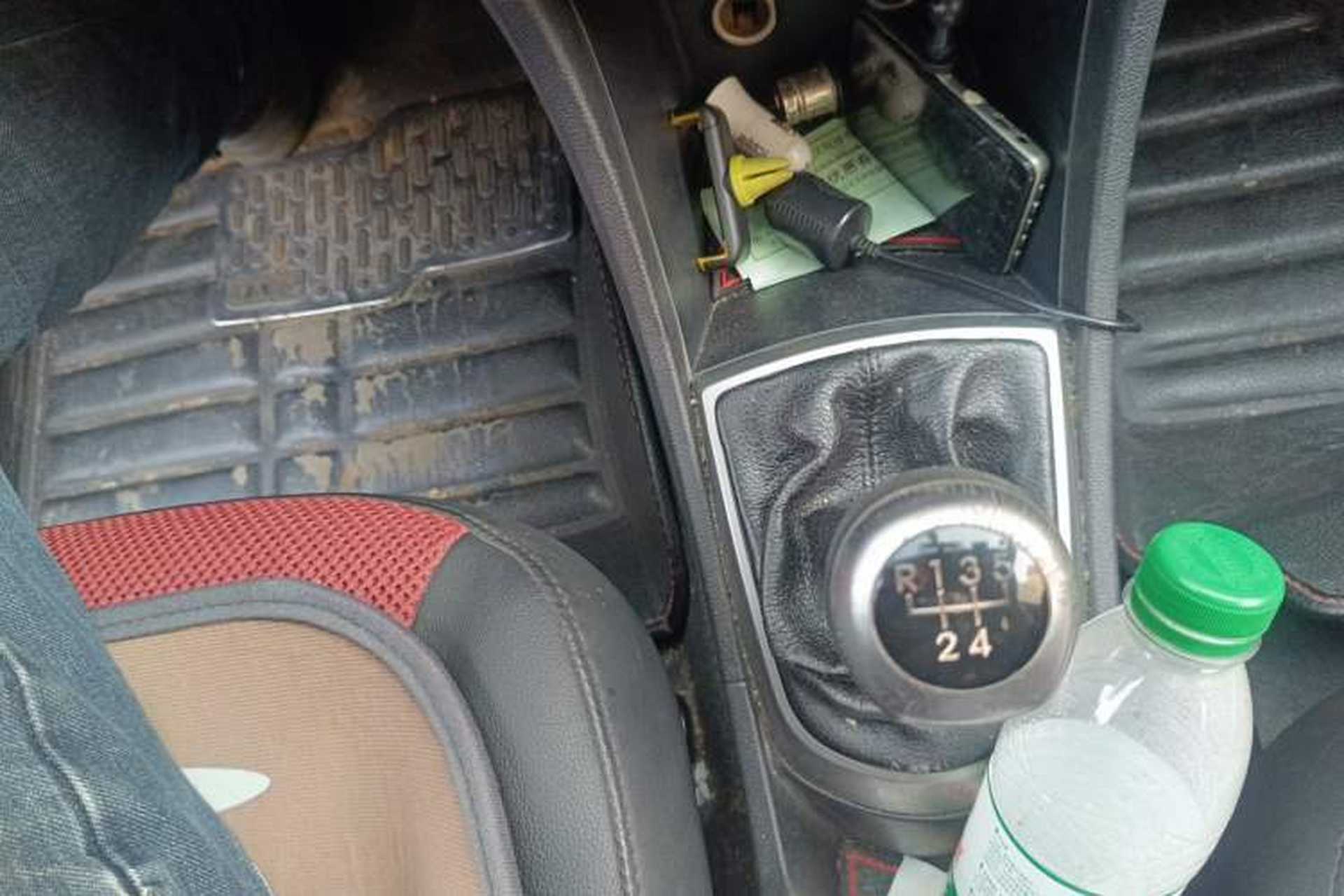 Used Hyundai Verna Ray 2014 1.4L Manual GLX Gear Lever