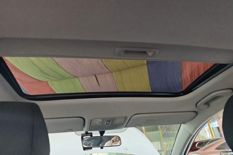 Used Hyundai Verna Ray 2014 1.4L Manual GLX Headliner