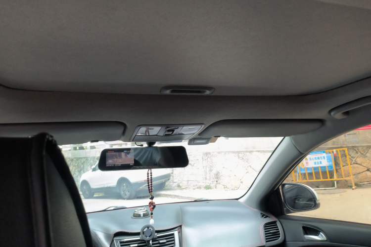 Used Hyundai Verna Ray 2014 1.6L Automatic TOP Headliner