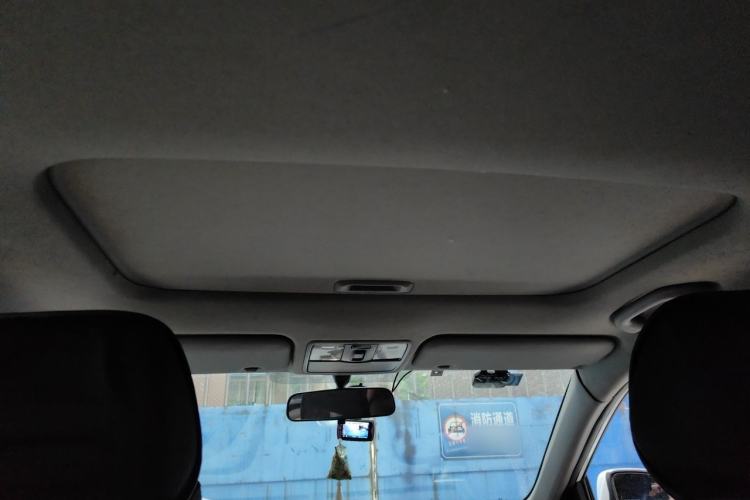 Used Hyundai Verna Ray 2014 1.6L Automatic TOP Headliner