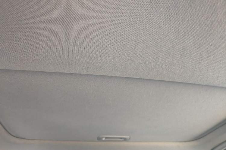 Used Hyundai Verna Ray 2014 1.4L Automatic GLX Headliner