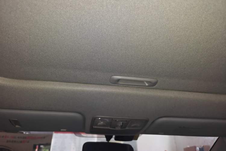 Used Hyundai Verna Ray 2014 1.6L Automatic TOP Headliner