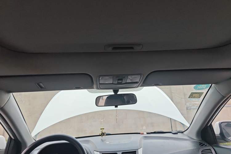 Used Hyundai Verna Ray 2014 1.4L Manual GLX Headliner