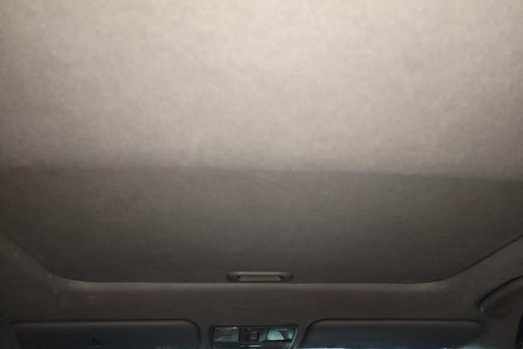 Used Hyundai Verna Ray 2014 1.4L Automatic GLX Headliner
