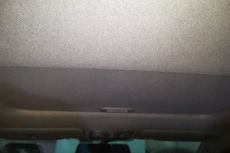 Used Hyundai Verna Ray 2014 1.4L Automatic GLX Headliner