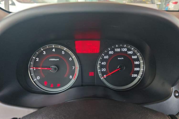 Used Hyundai Verna Ray 2014 1.4L Manual GLX Instrument Cluster