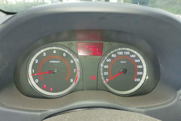 Used Hyundai Verna Ray 2014 1.4L Automatic GLX Instrument Cluster