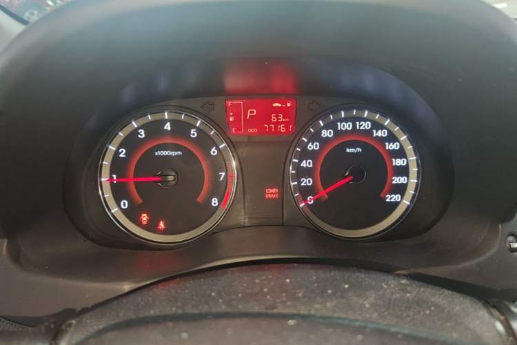 Used Hyundai Verna Ray 2014 1.4L Automatic GLX Instrument Cluster