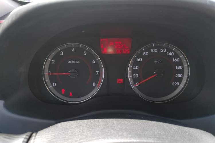 Used Hyundai Verna Ray 2014 1.4L Automatic GLX Instrument Cluster