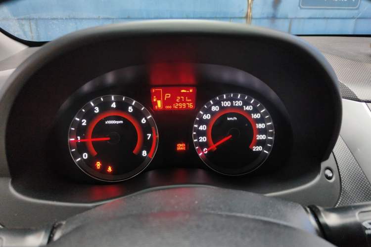 Used Hyundai Verna Ray 2014 1.6L Automatic TOP Instrument Cluster