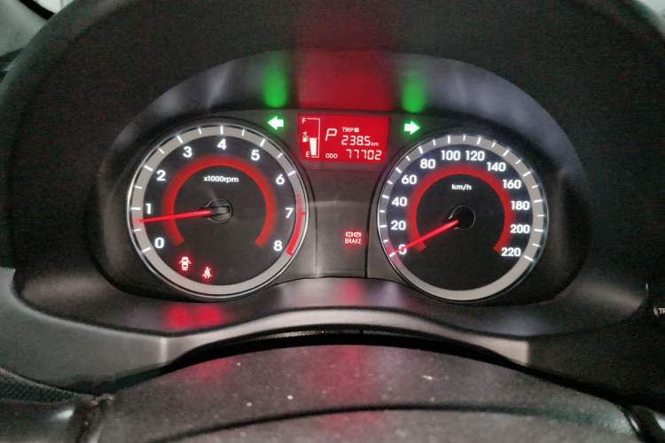 Used Hyundai Verna Ray 2014 1.4L Automatic GLX Instrument Cluster