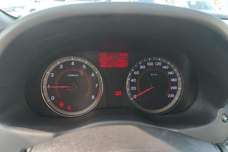Used Hyundai Verna Ray 2014 1.4L Automatic GLX Instrument Cluster