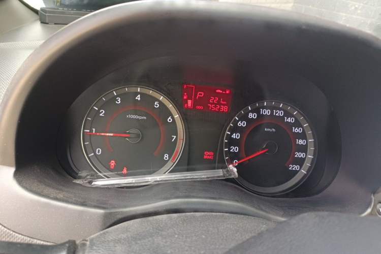 Used Hyundai Verna Ray 2014 1.4L Automatic GLX Instrument Cluster