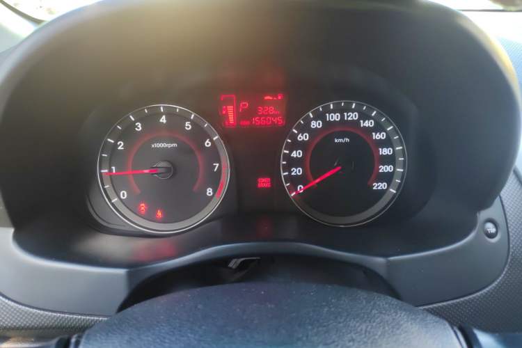 Used Hyundai Verna Ray 2014 1.4L Automatic GLX Instrument Cluster