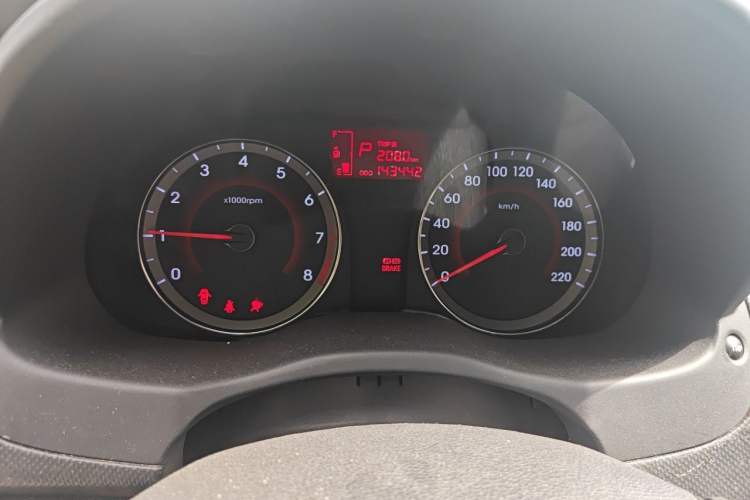 Used Hyundai Verna Ray 2014 1.4L Automatic GLX Instrument Cluster