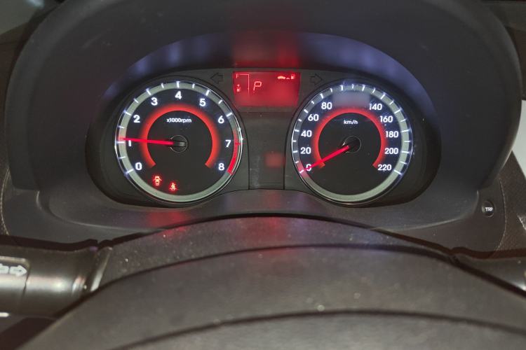 Used Hyundai Verna Ray 2014 1.4L Automatic GLX Instrument Cluster