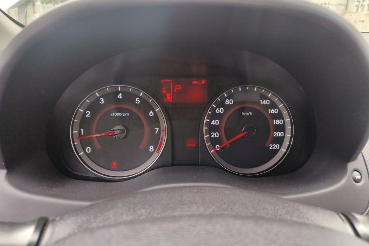 Used Hyundai Verna Ray 2014 1.4L Automatic GLX Instrument Cluster