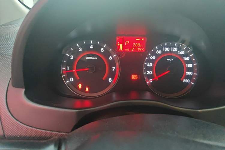 Used Hyundai Verna Ray 2014 1.4L Automatic GLX Instrument Cluster