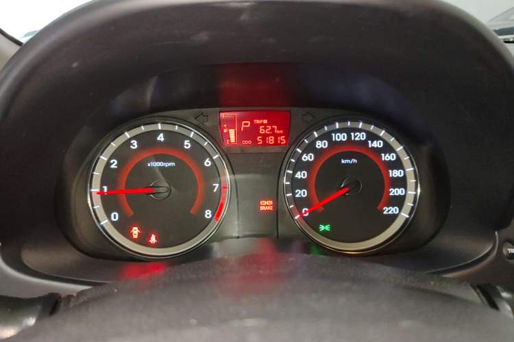 Used Hyundai Verna Ray 2014 1.4L Automatic GLX Instrument Cluster