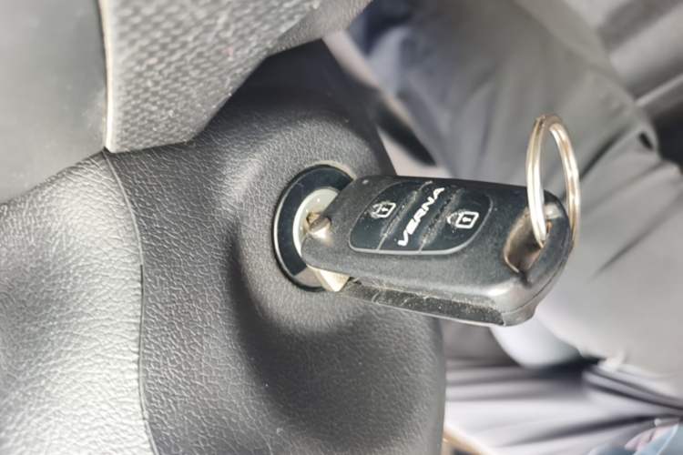 Used Hyundai Verna Ray 2014 1.4L Automatic GLX Interior 1