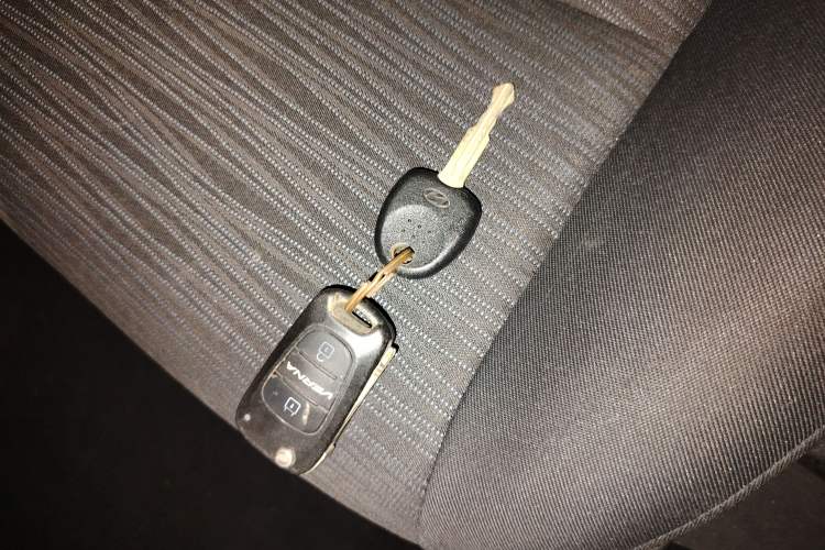 Used Hyundai Verna Ray 2014 1.4L Manual GLX Interior 1