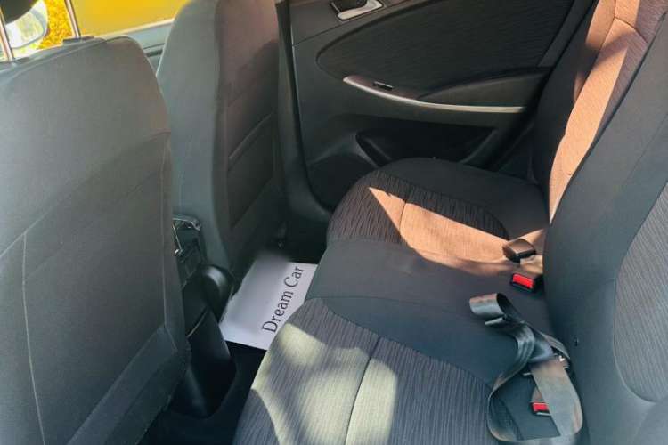 Used Hyundai Verna Ray 2014 1.4L Automatic GLX Interior 4