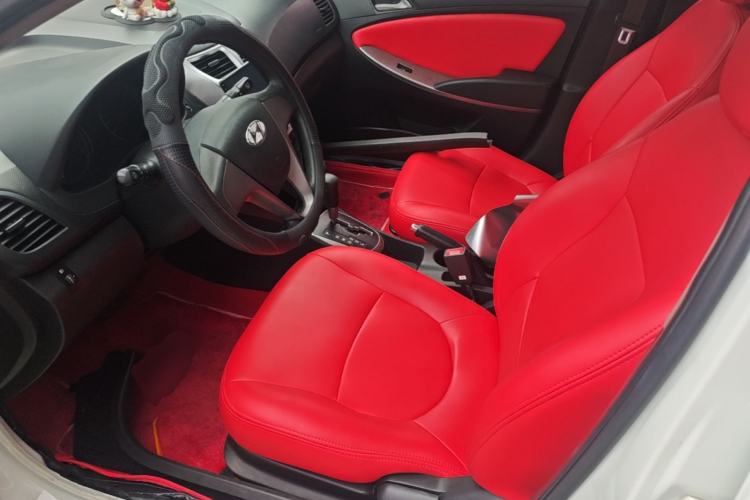 Used Hyundai Verna Ray 2014 1.4L Automatic GLX Left Front Seat