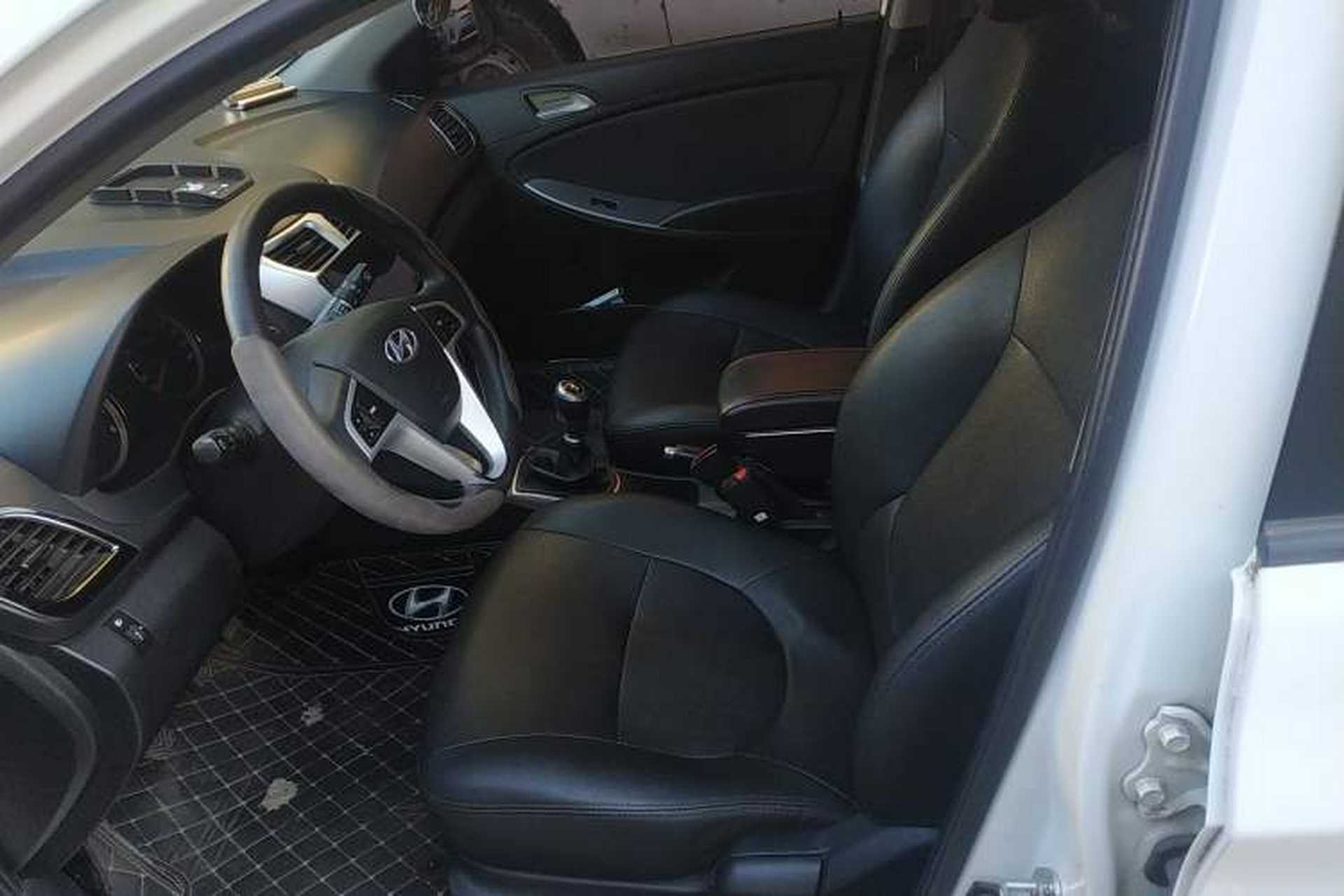 Used Hyundai Verna Ray 2014 1.4L Manual GLX Left Front Seat