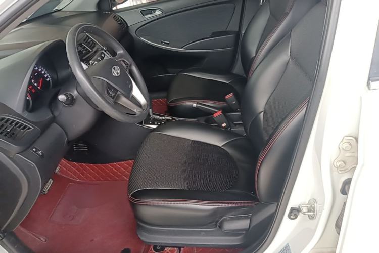 Used Hyundai Verna Ray 2014 1.4L Automatic GLX Left Front Seat