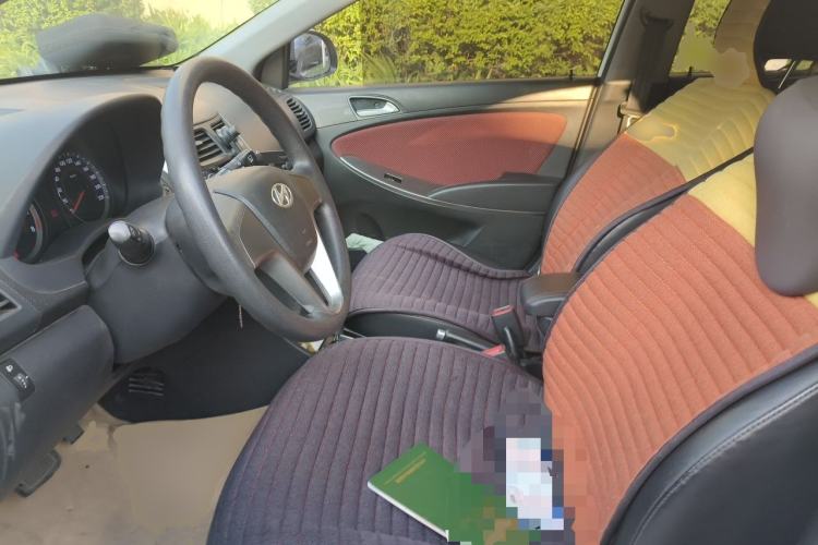 Used Hyundai Verna Ray 2014 1.4L Automatic GLX Left Front Seat