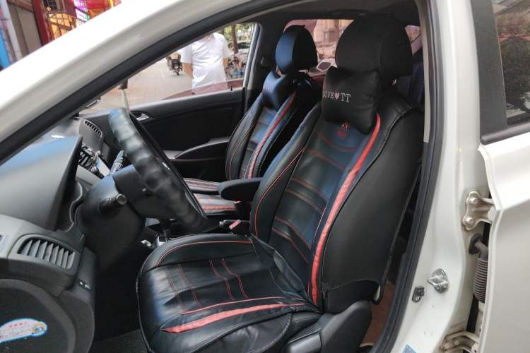 Used Hyundai Verna Ray 2014 1.6L Automatic TOP Left Front Seat