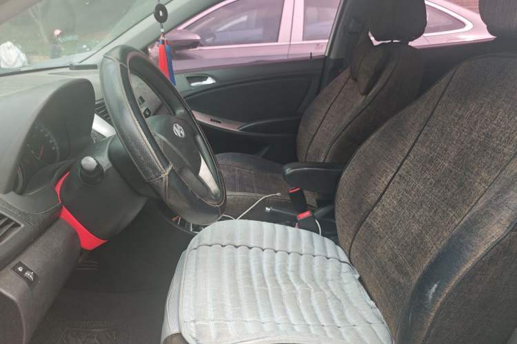 Used Hyundai Verna Ray 2014 1.4L Automatic TOP Left Front Seat