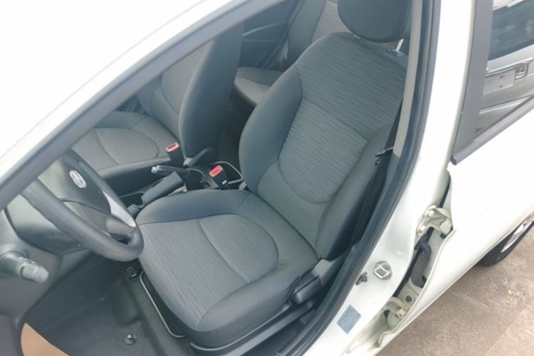 Used Hyundai Verna Ray 2014 1.4L Automatic GLX Left Front Seat
