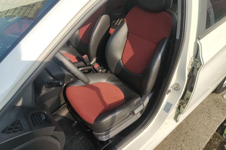 Used Hyundai Verna Ray 2014 1.4L Automatic GLX Left Front Seat