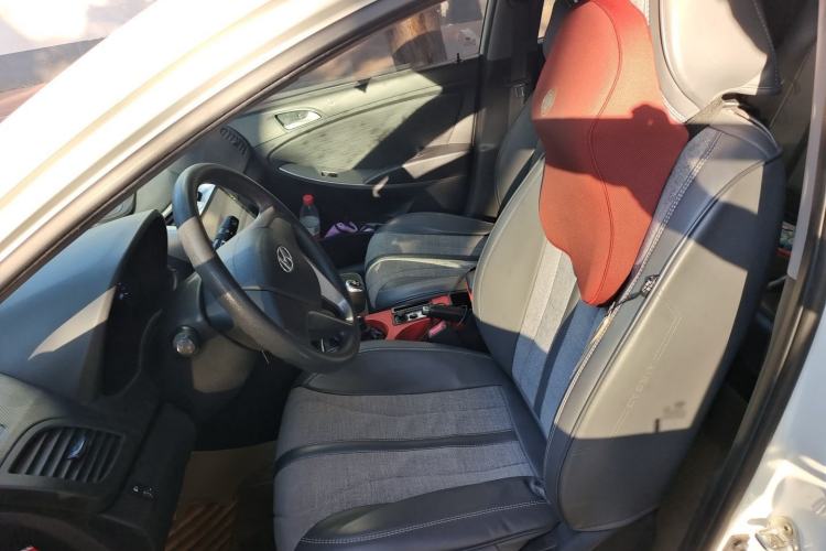 Used Hyundai Verna Ray 2014 1.4L Manual GLX Left Front Seat